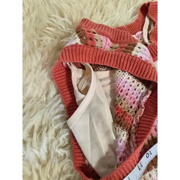 C & C California Neapolitan Crocheted Striped Pastel lined beach cover dress - Picture 8 of 9